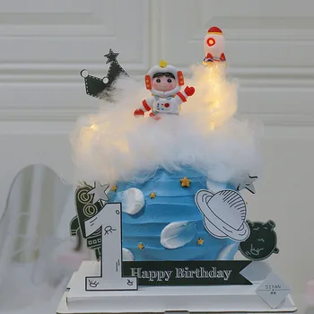 1tk Universumi Tähed Astronaut Raketi Koogikarpides Torukübar Lapsed Happy Birthday Cake Torukübar Pool Teenetemärgi Magustoit Armas Kingitusi
