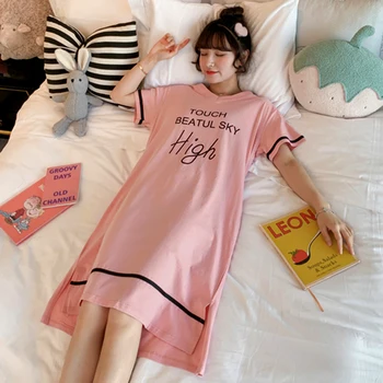 2021 Suvel Naiste Nightgowns Naine pajiamas Lühikese varrukaga, kanna Cartoon Sleepwear Tüdrukud Ringi-Kaela Armas Kleit